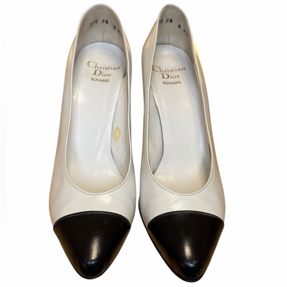 RARE Vintage Christian Dior Designer Cap Toe Pumps Ivory Black Leather Heels - Picture 4 of 16